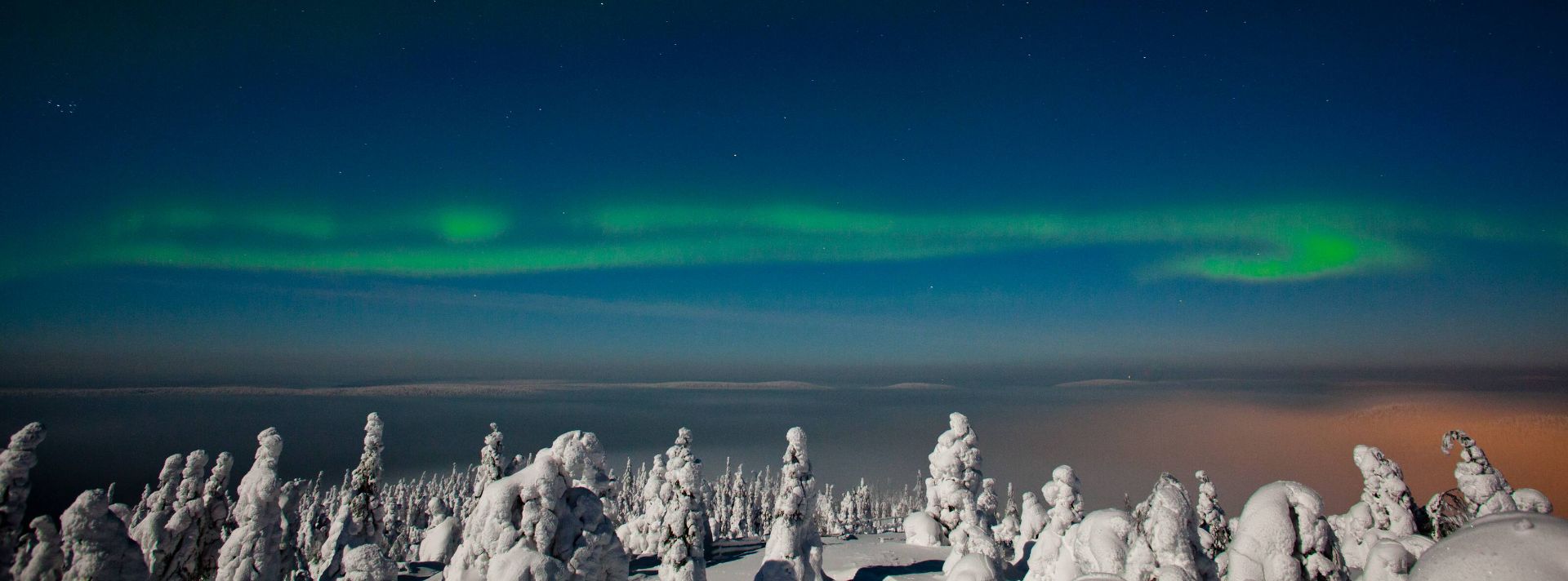Aurora spiralling over western Finnish Lapland