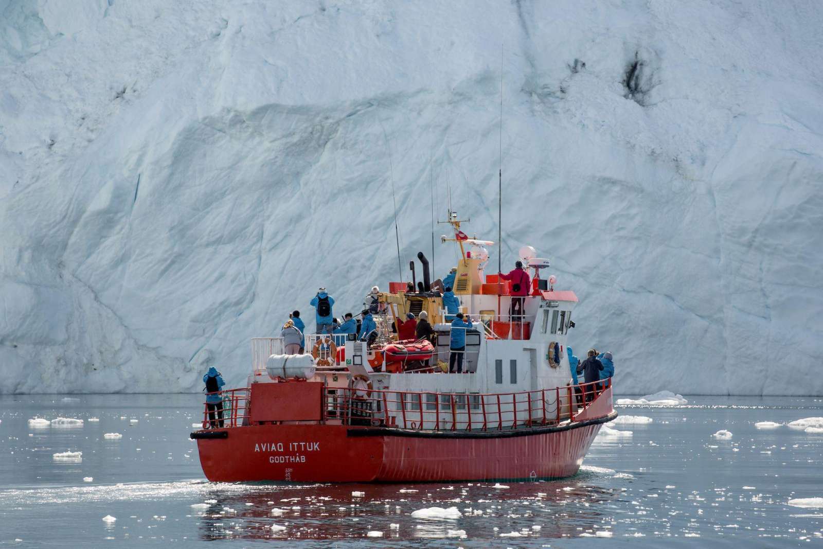 A wall of icebergs in the Ilulissat icefjord, Greenland