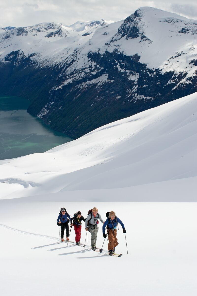 Sail-and-ski and summits