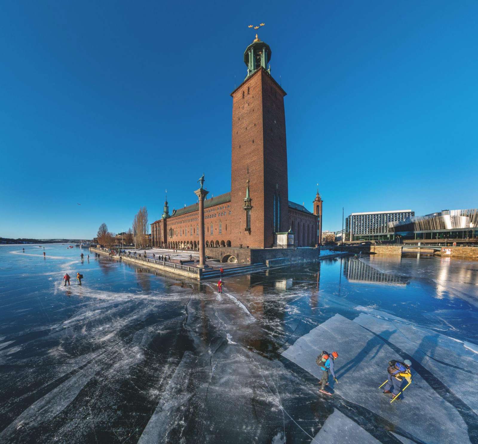 Ice skating by Stockholm City Hall